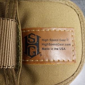 High Speed Gear Suregrip padded belt. Size Large